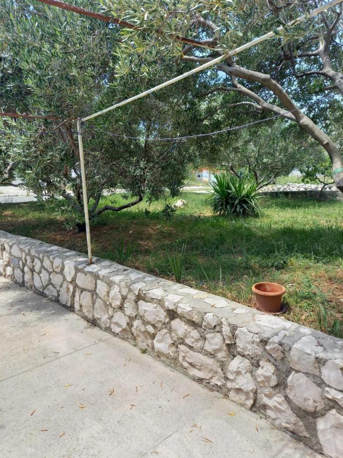 Apartmani Branka Rtina Exterior photo
